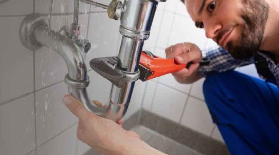 Expert burst pipe repair services in Keene, VA